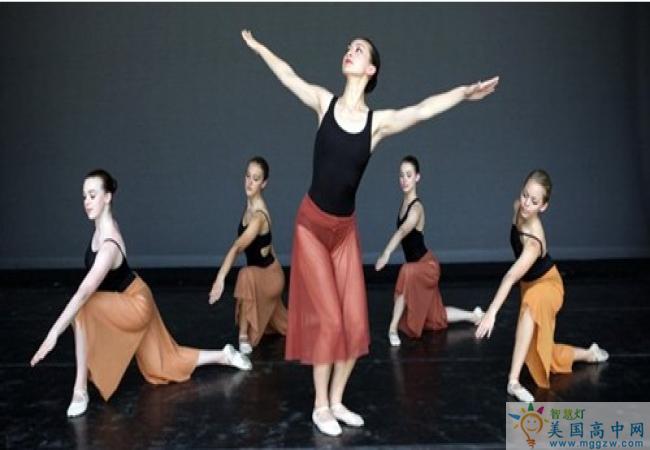 Interlochen Arts Academy -因特劳肯艺术高中-Interlochen Arts Academy的舞蹈训练