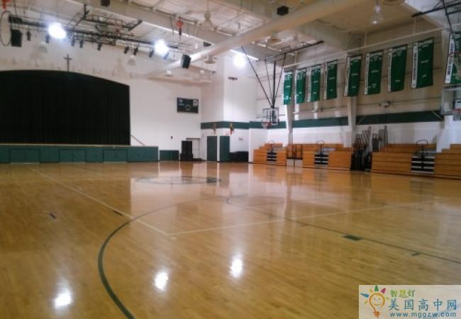 Austin Preparatory School-奥斯汀大学预备中学-Austin Preparatory School的篮球场.png