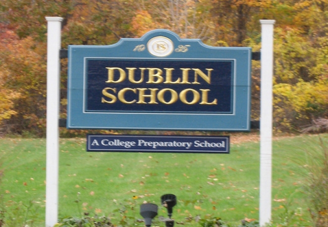 Dublin School -都柏林中学-Dublin School的指示牌